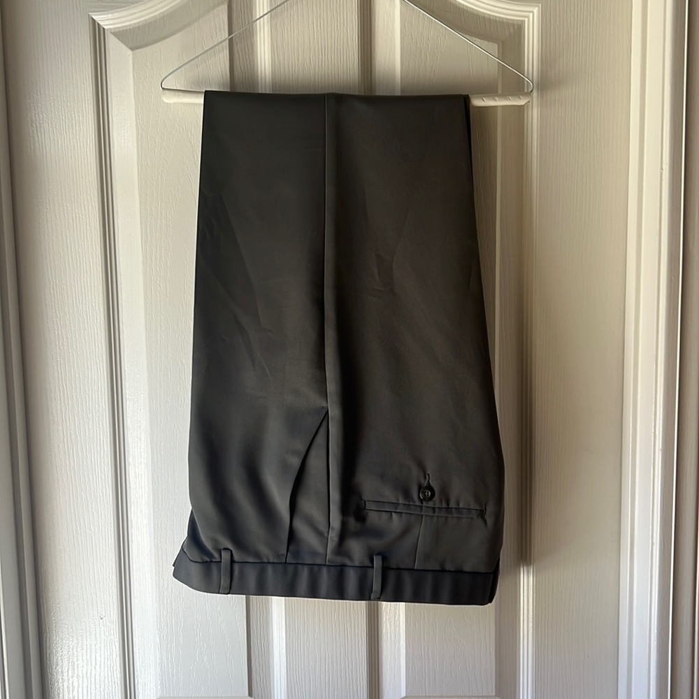 Men’s slacks